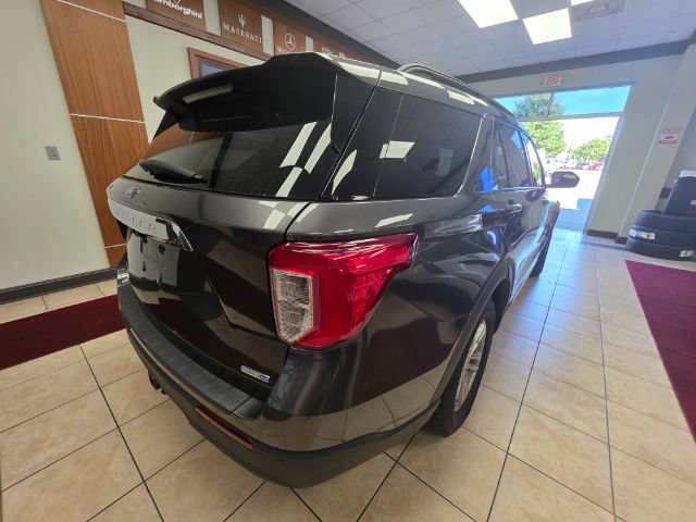 Used 2020 Ford Explorer XLT w/ Class III Trailer Tow Package AWD/4WD image 3