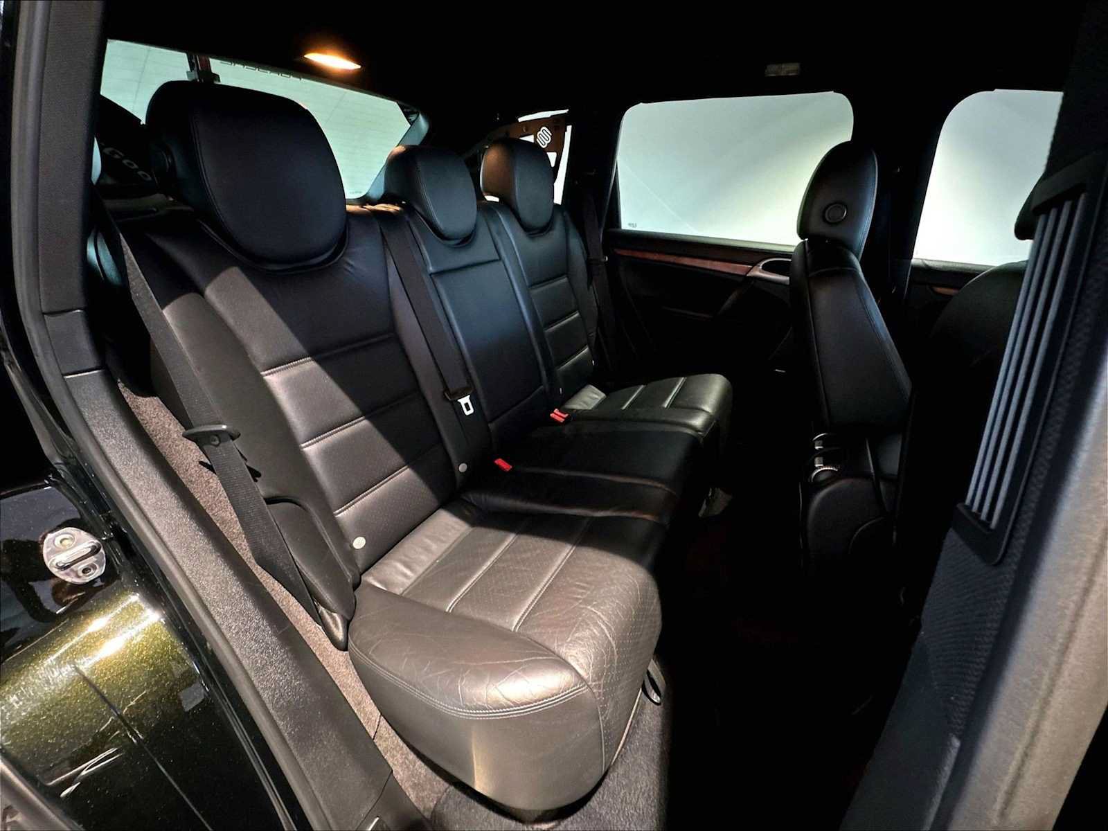 Used 2008 Porsche Cayenne S AWD/4WD image 32