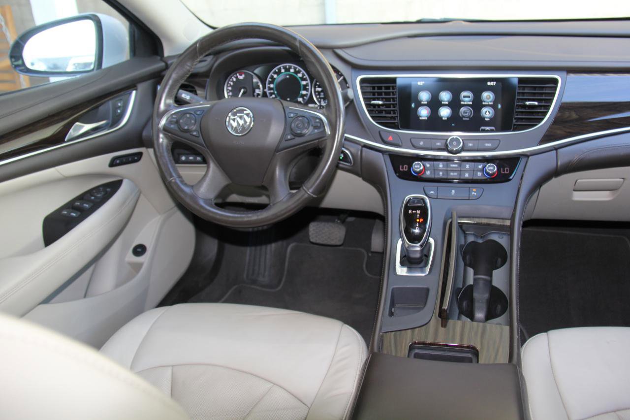 Used 2018 Buick LaCrosse Premium image 10