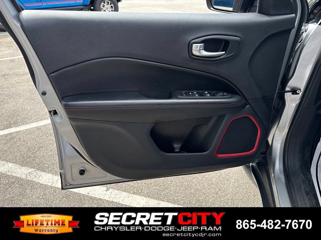 Used 2021 Jeep Compass Trailhawk AWD/4WD image 22