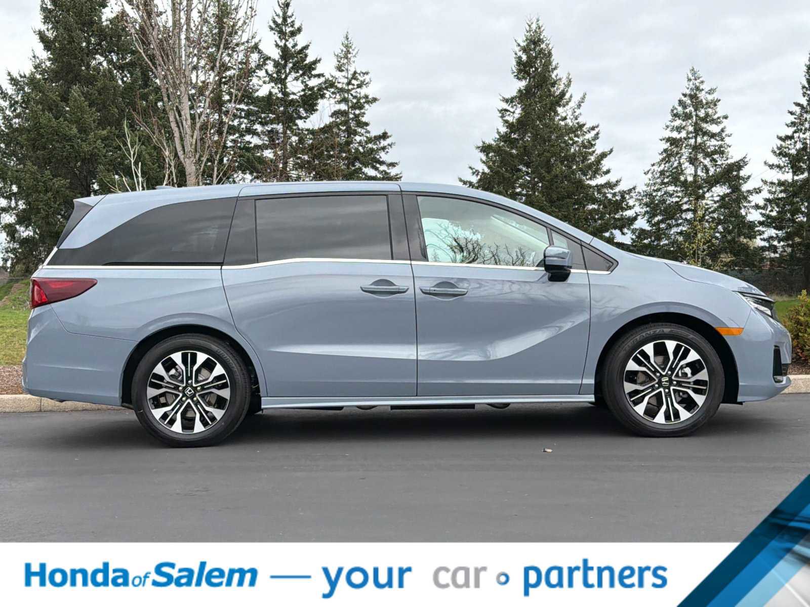 New 2026 Honda Odyssey Elite image 8