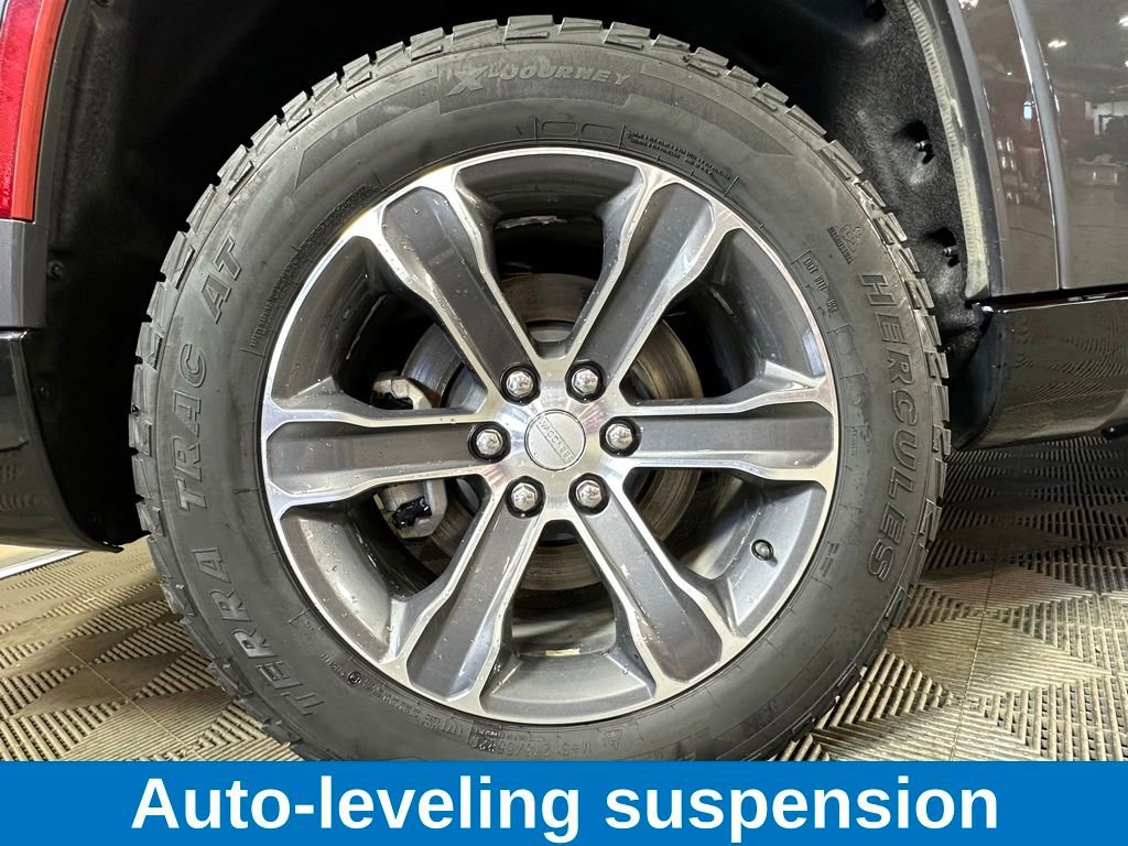 Used 2022 Jeep Grand Wagoneer Series I image 12