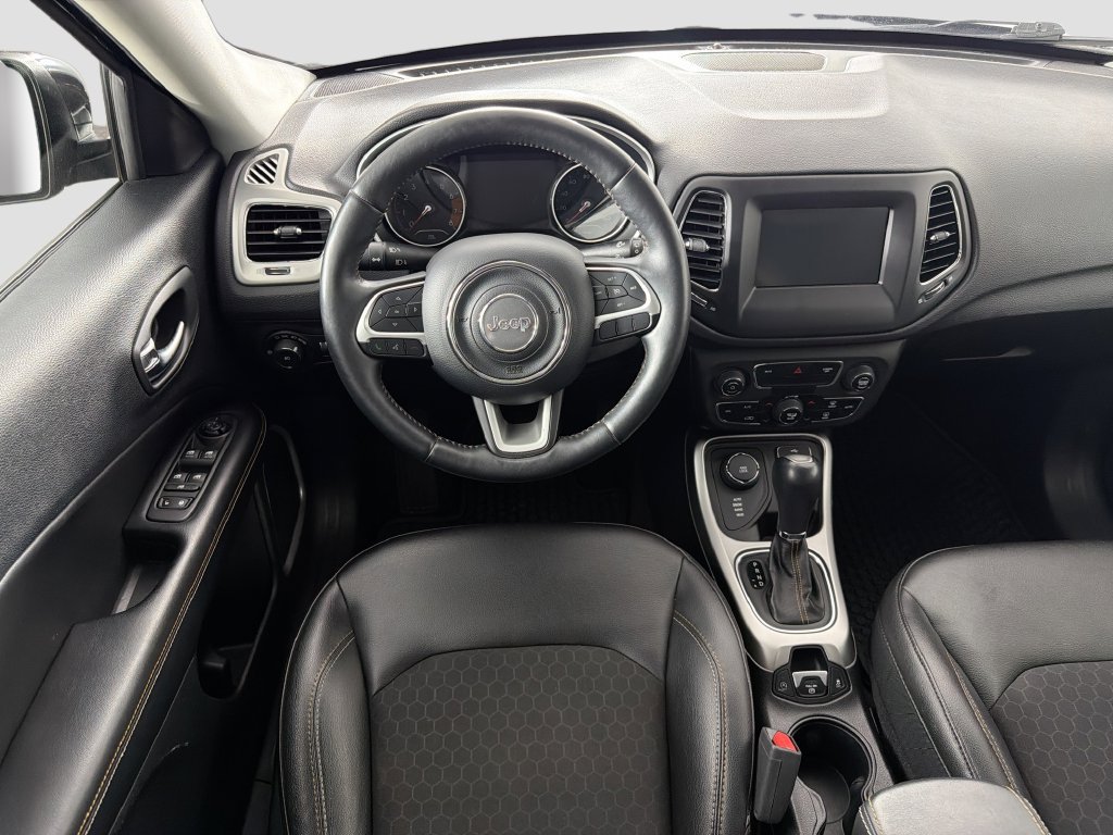 Used 2018 Jeep Compass Latitude w/ Popular Equipment Group AWD/4WD image 19