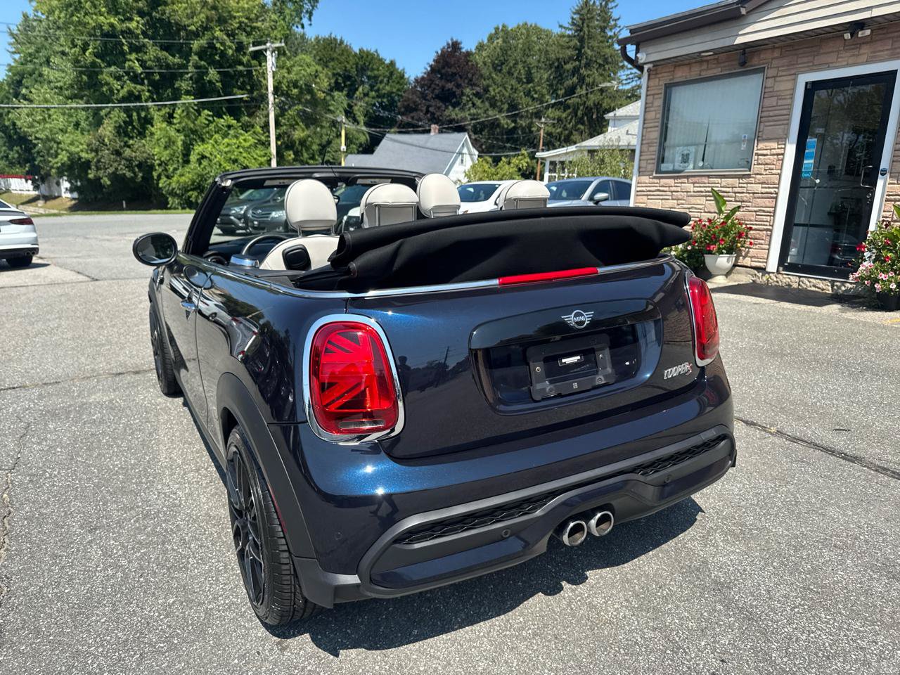 Used 2022 MINI Cooper S FWD image 10