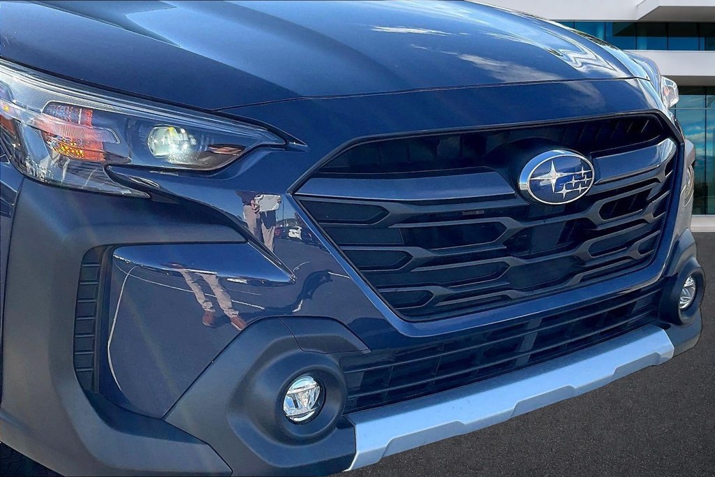 Used 2023 Subaru Outback Limited XT AWD/4WD image 32