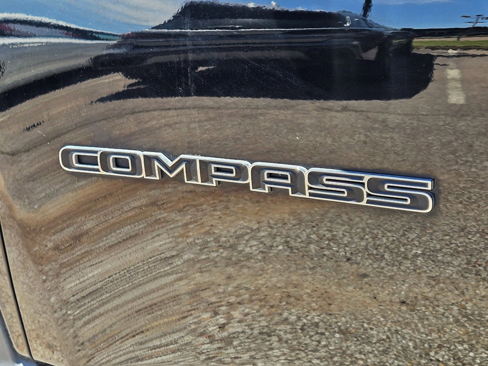 Used 2024 Jeep Compass Latitude AWD/4WD image 31
