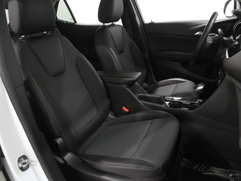 Certified 2022 Buick Encore GX Preferred w/ Cold Weather Comfort Package image 16