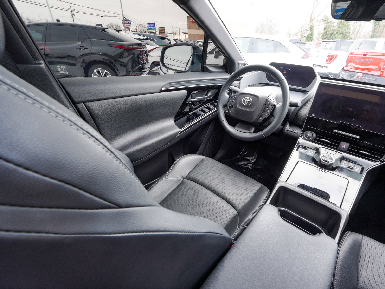 Used 2023 Toyota bZ4X Limited image 36