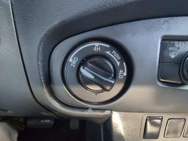 Used 2024 Nissan Frontier PRO-4X w/ Off-Road Protection Package image 27