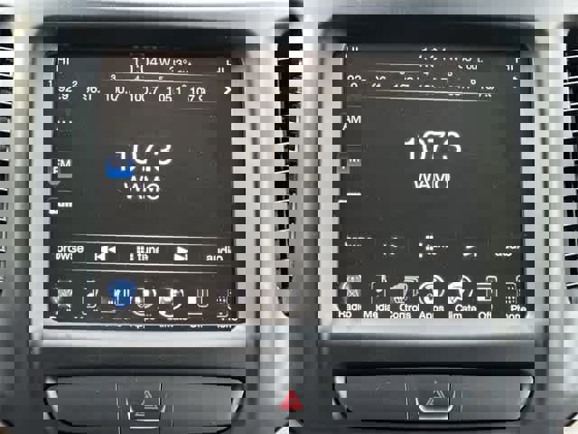 Used 2016 Jeep Cherokee Limited image 11