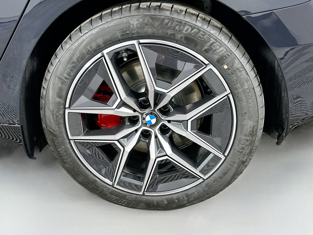 New 2026 BMW i5 eDrive40 w/ M Sport Package image 23