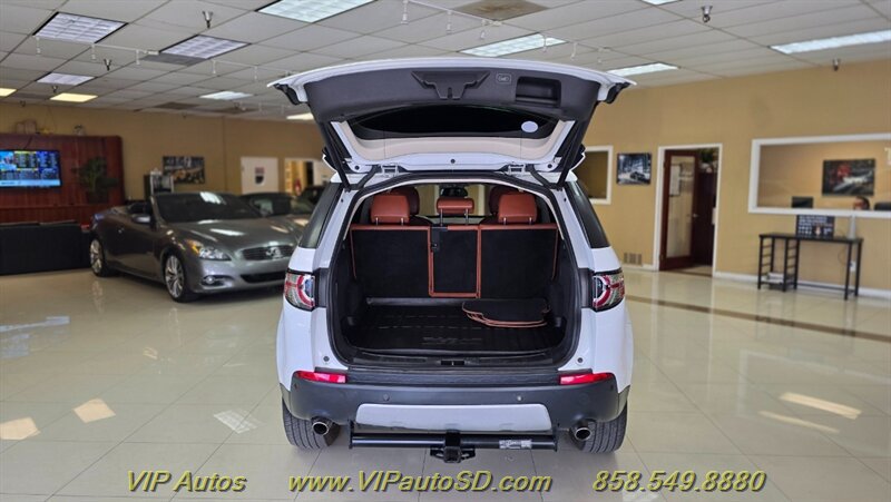 Used 2017 Land Rover Discovery Sport HSE Luxury AWD/4WD image 23