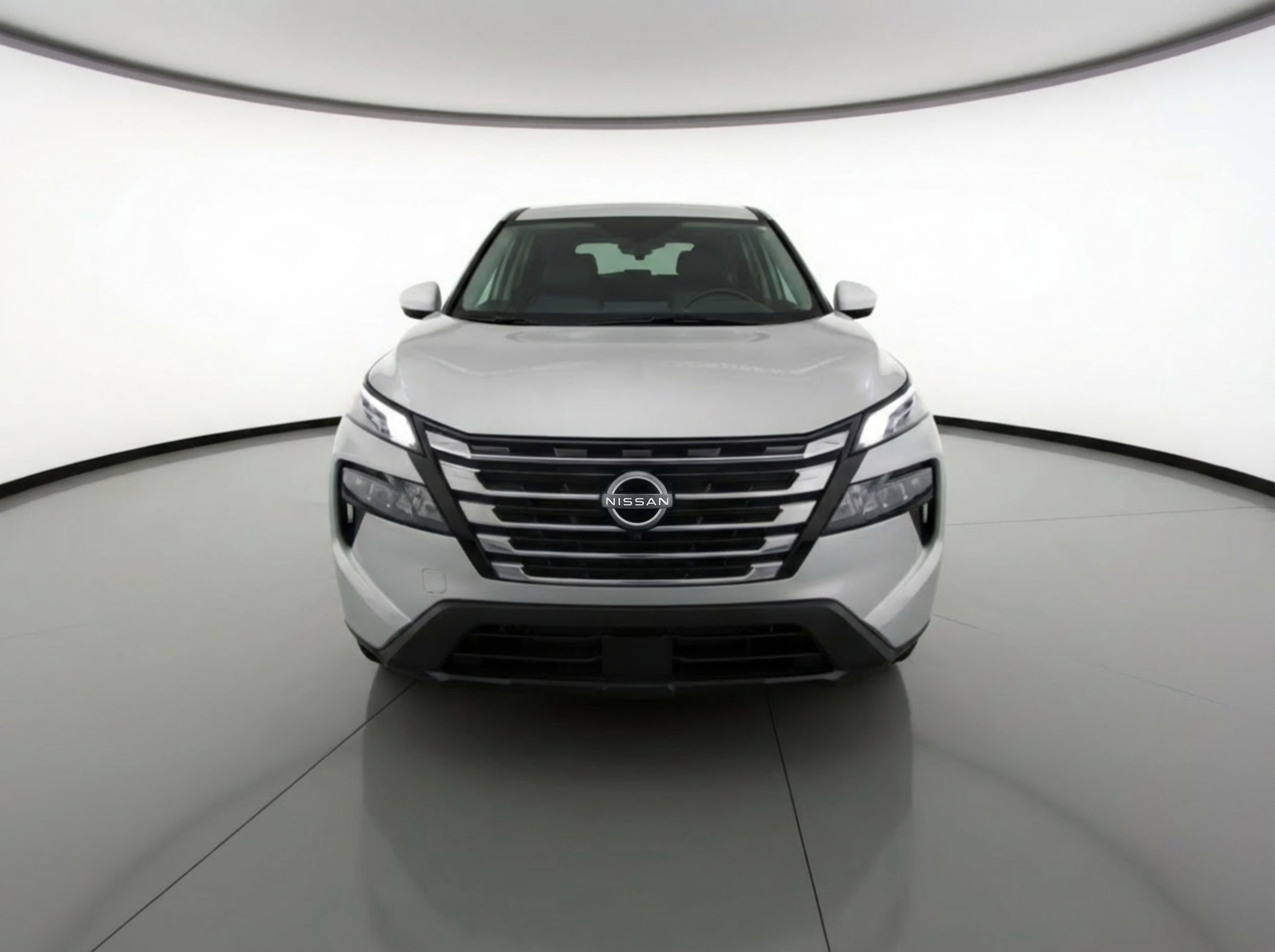 Used 2025 Nissan Rogue SV FWD image 2