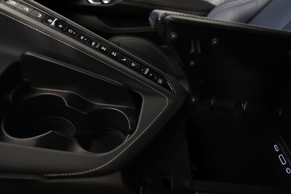 Used 2023 Chevrolet Corvette Stingray Preferred Cpe w/ 2LT image 32
