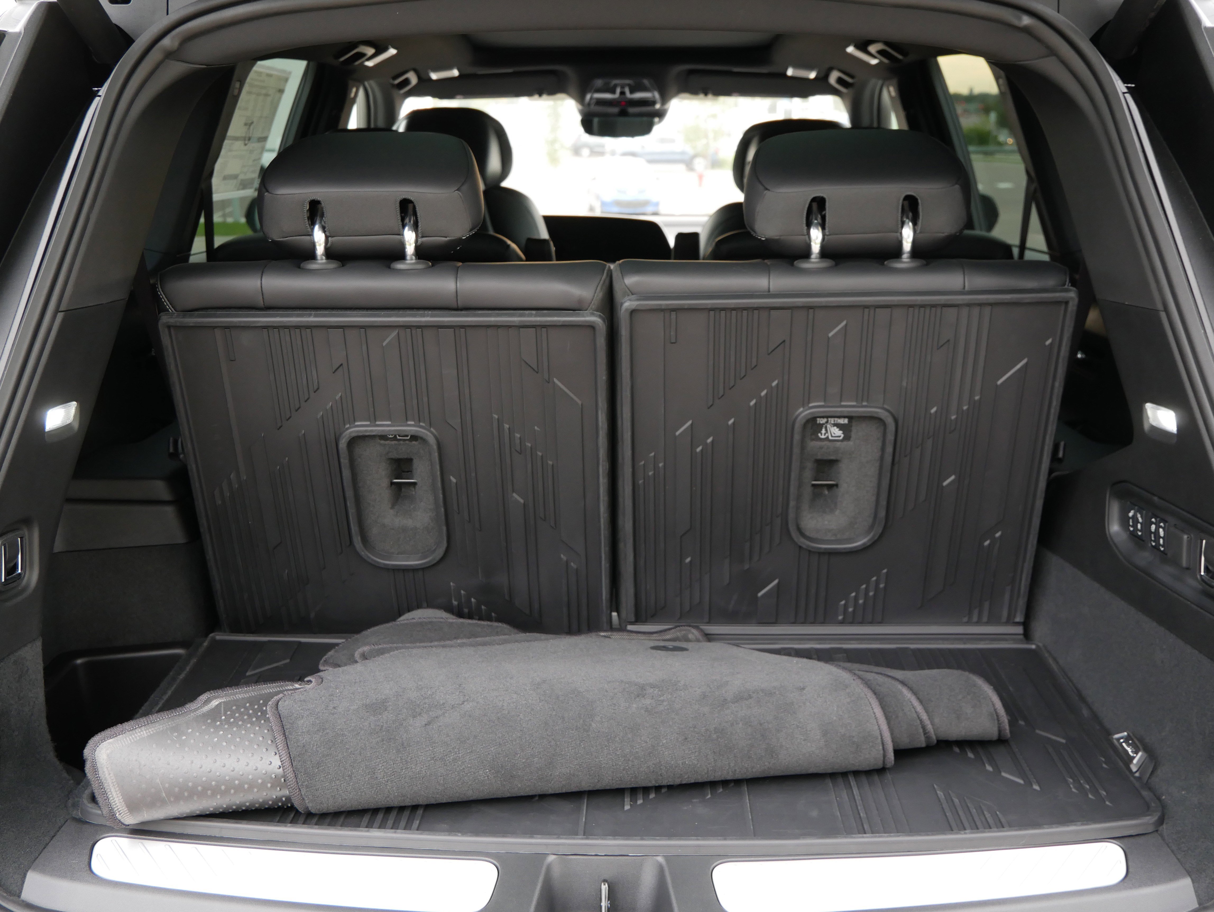 New 2026 Cadillac Vistiq Sport w/ LPO, Floor Liner Package image 16