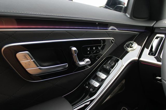 New 2026 Mercedes-Benz S 580 4MATIC Sedan image 23