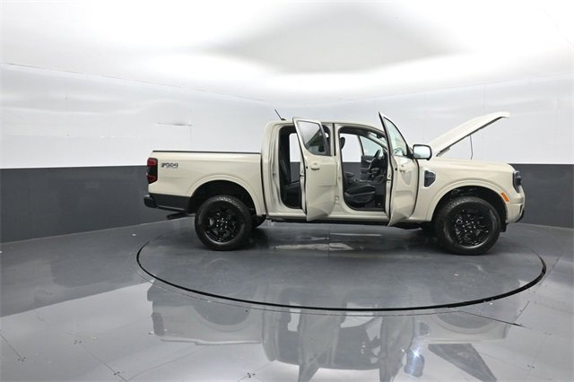 New 2025 Ford Ranger Lariat w/ FX4 Off-Road Package image 40