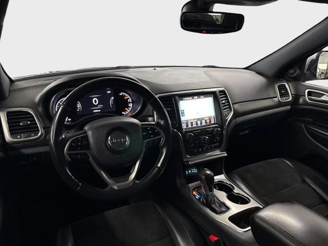 Used 2018 Jeep Grand Cherokee Altitude image 28