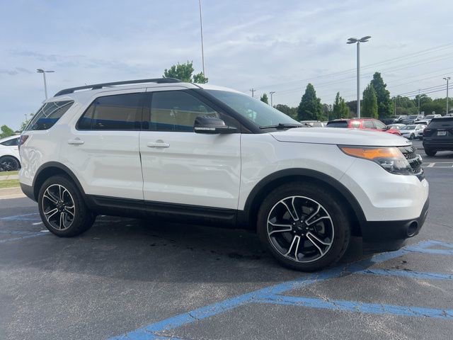 Used 2015 Ford Explorer Sport w/ Equipment Group 401A image 4