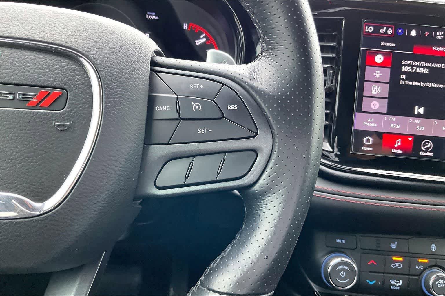 Used 2022 Dodge Durango R/T w/ Blacktop Package AWD/4WD image 25