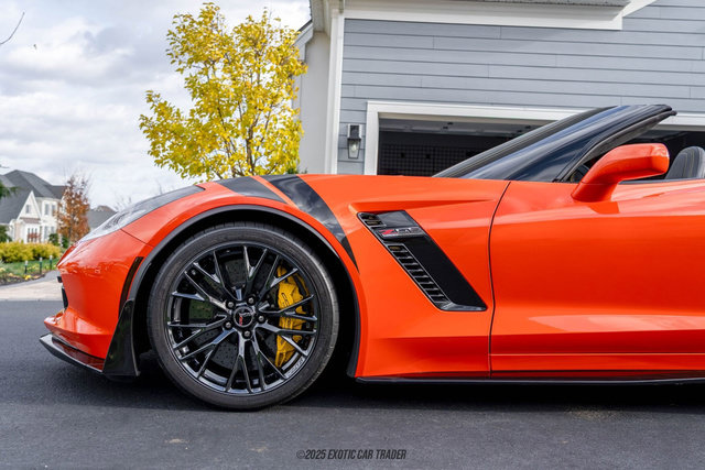 Used 2019 Chevrolet Corvette Z06 RWD image 4