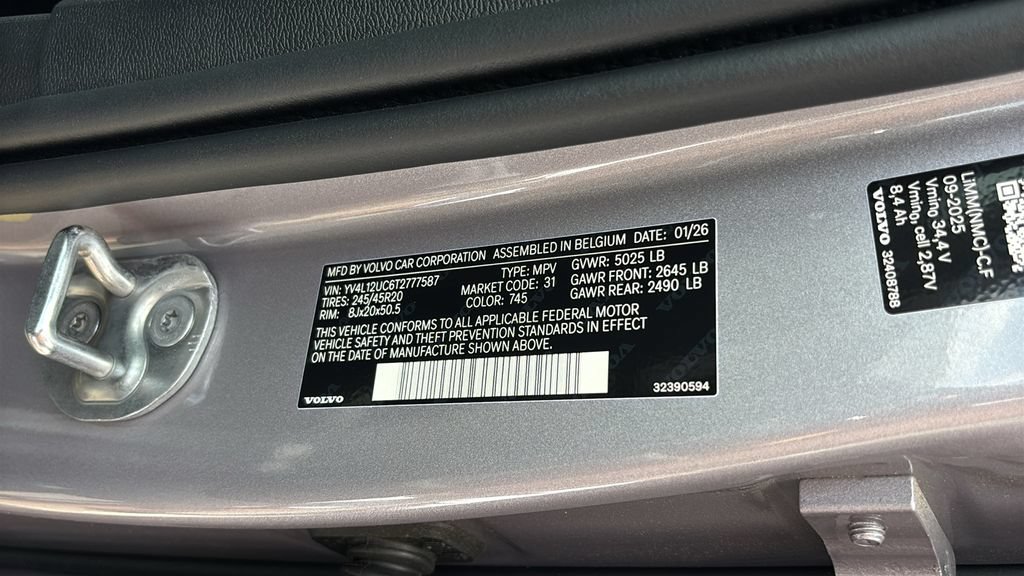 New 2026 Volvo XC40 B5 Plus w/ Climate Package AWD/4WD image 34