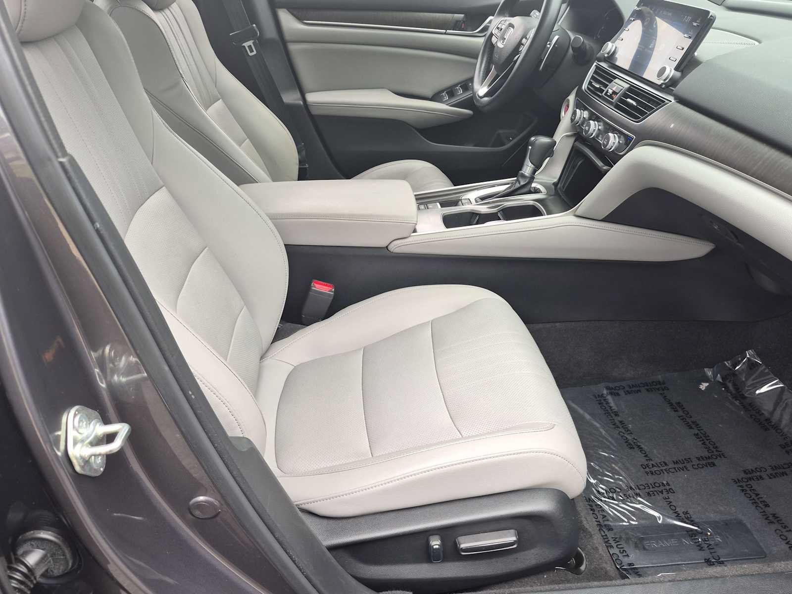 Used 2018 Honda Accord Touring image 22