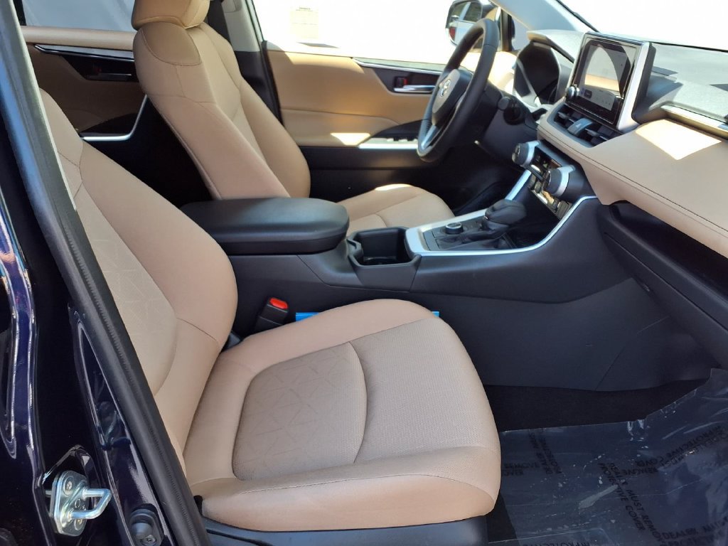 Certified 2025 Toyota RAV4 XLE w/ Convenience Package AWD/4WD image 34