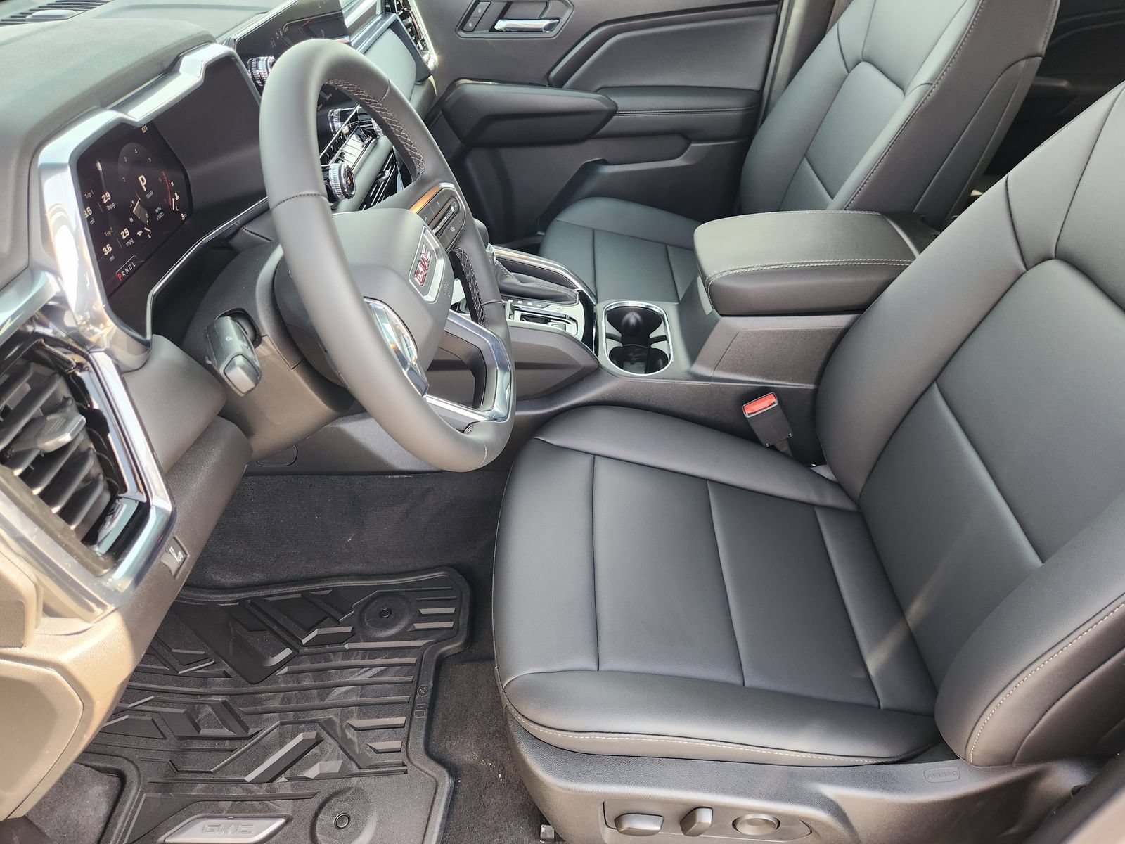 New 2026 GMC Canyon Elevation w/ Convenience Package RWD image 16