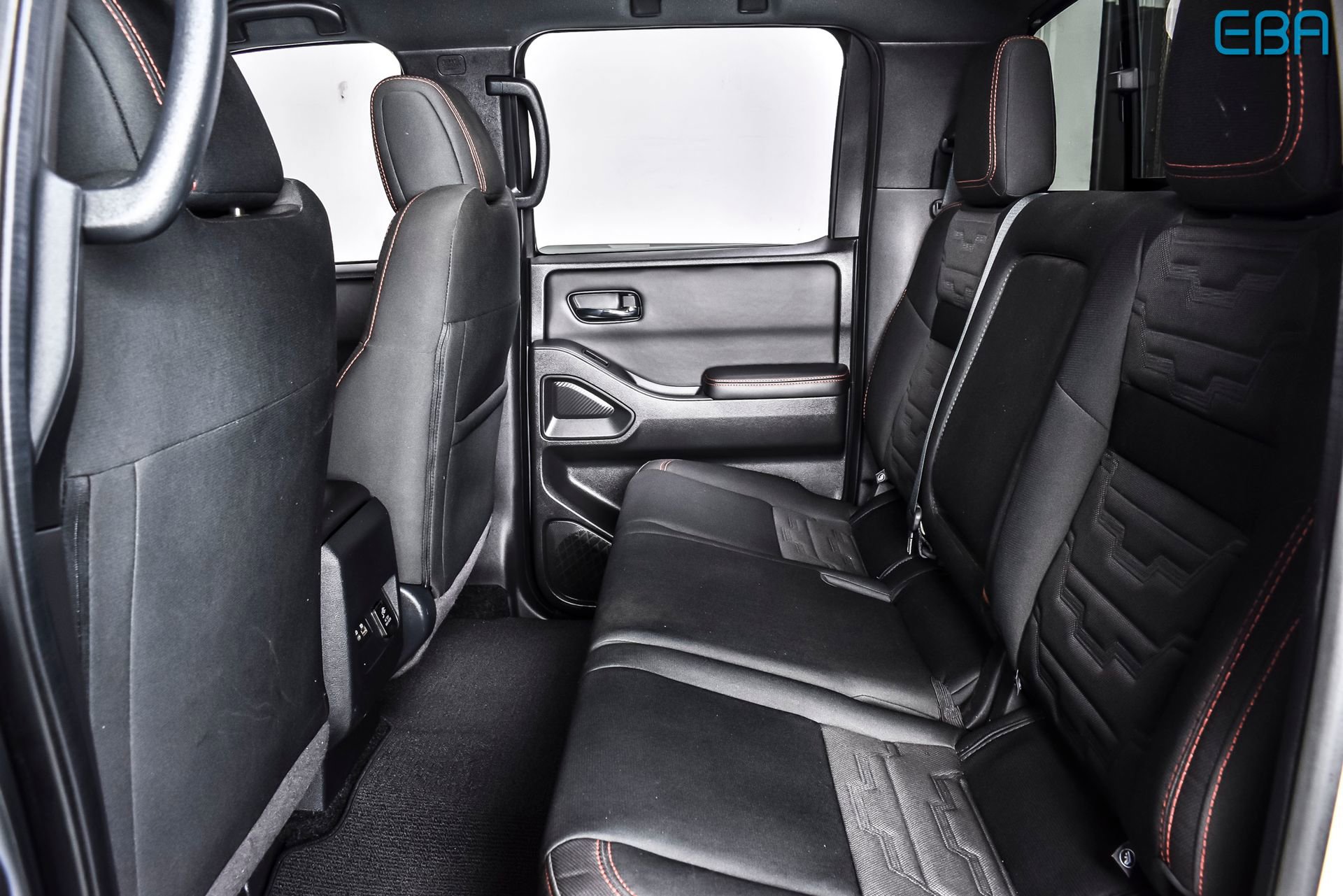 Used 2023 Nissan Frontier PRO-4X w/ Pro Convenience Package AWD/4WD image 20
