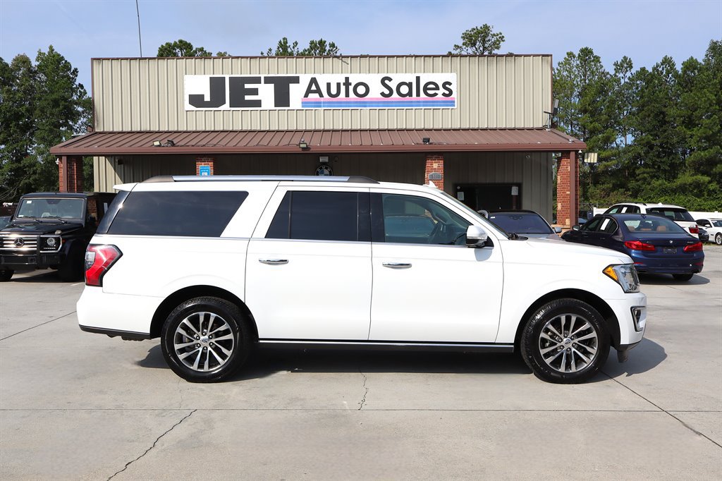 Used 2018 Ford Expedition Max Limited RWD image 8