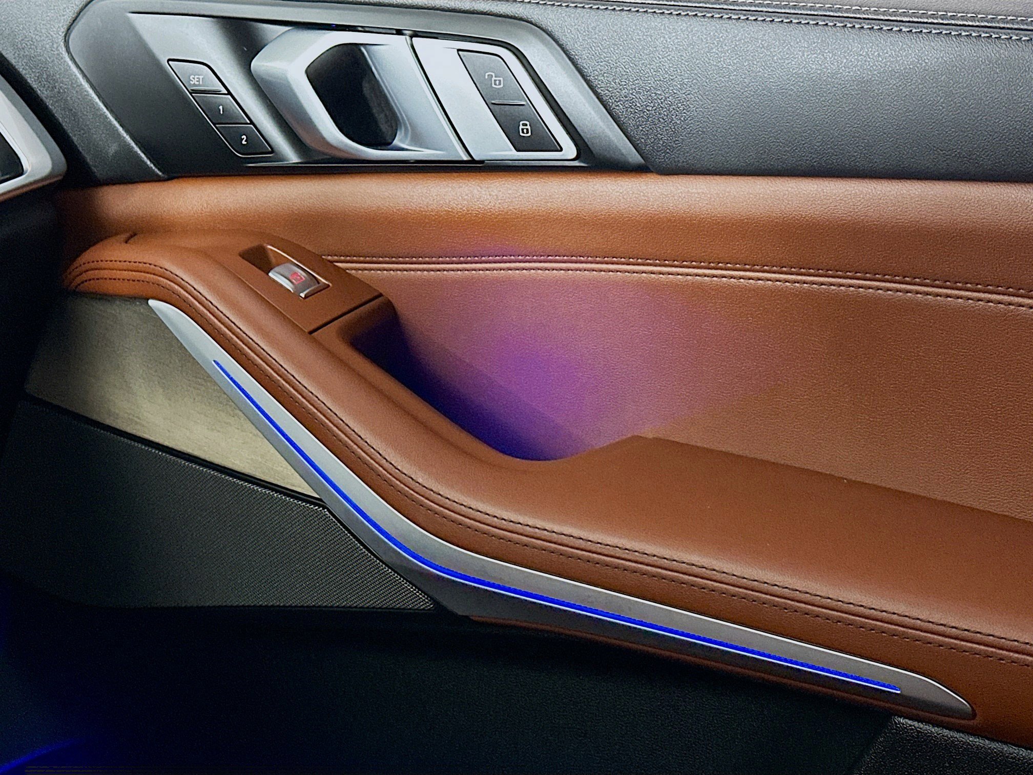 Used 2024 BMW X7 M60i image 17