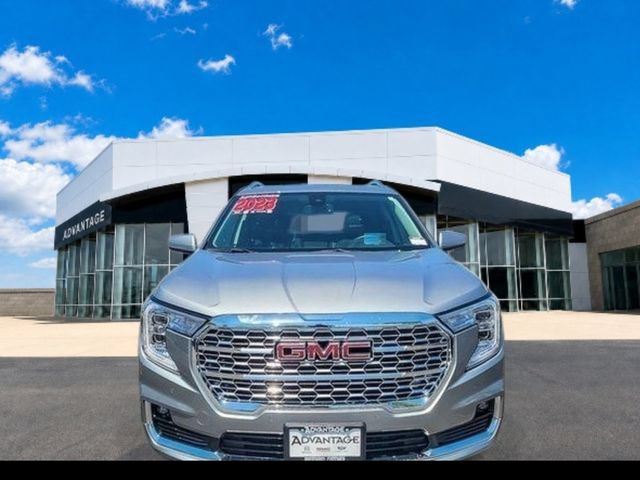 Certified 2023 GMC Terrain Denali w/ LPO, Floor Liner Package AWD/4WD image 7