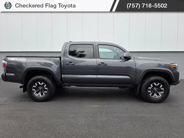 Used 2023 Toyota Tacoma TRD Off-Road w/ Technology Package AWD/4WD image 8