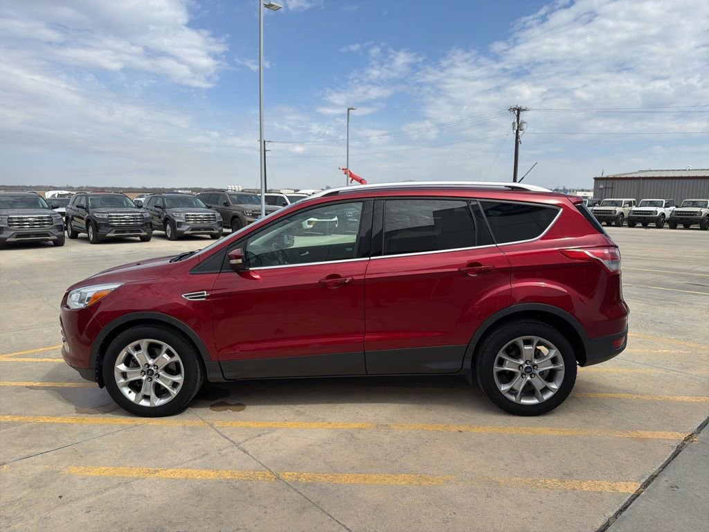 Used 2016 Ford Escape Titanium FWD image 4