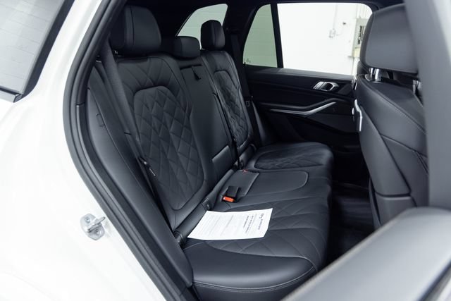 Used 2026 BMW X5 M60i AWD/4WD image 24
