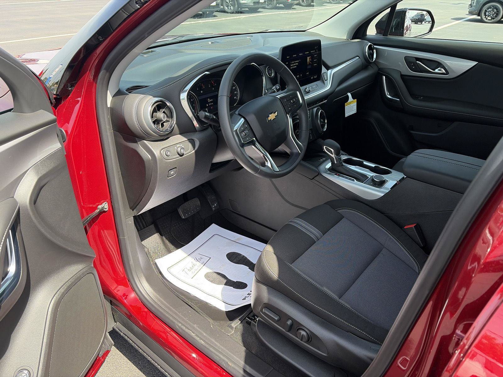 New 2026 Chevrolet Blazer LT w/ Convenience Package AWD/4WD image 16