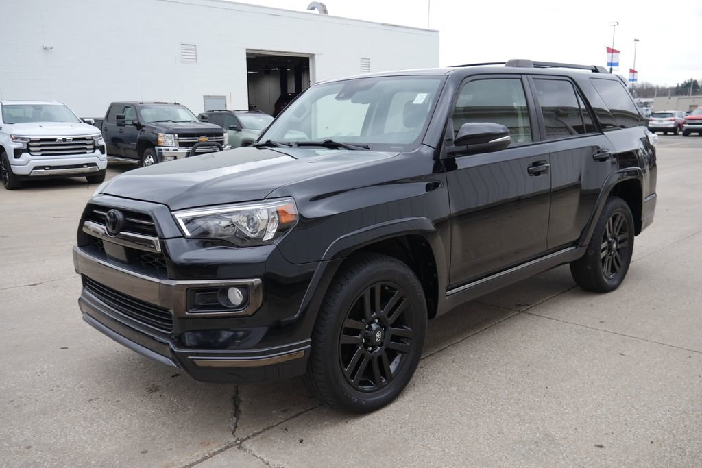 Used 2020 Toyota 4Runner Nightshade AWD/4WD image 4