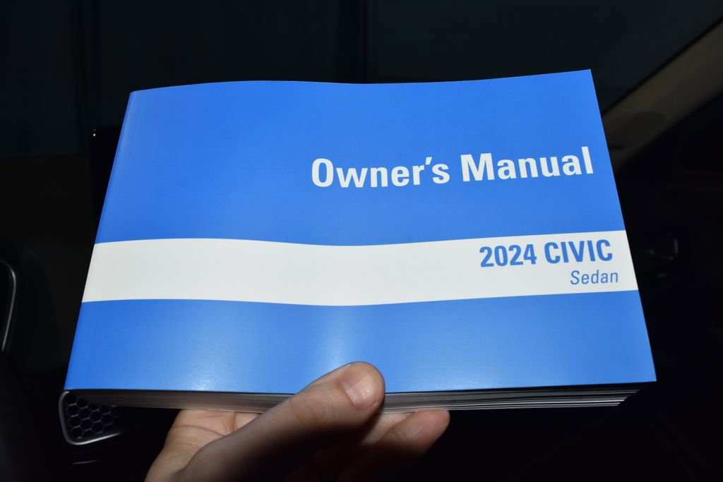 Used 2024 Honda Civic Touring image 11