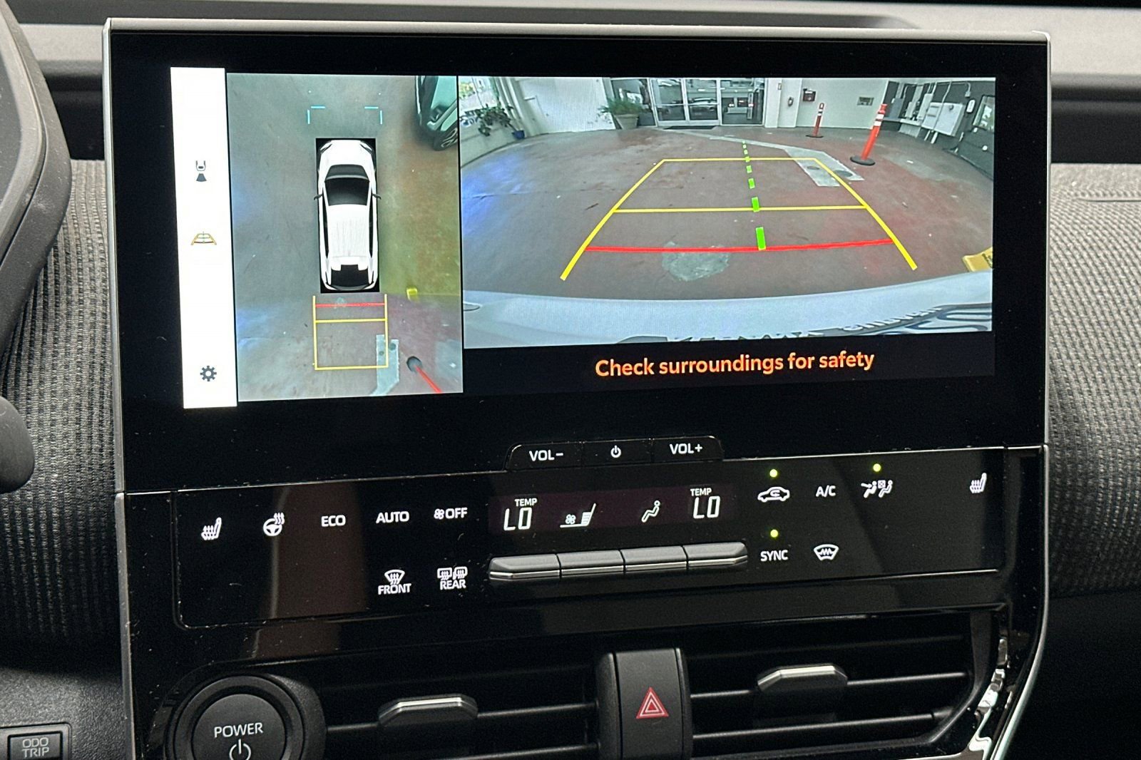 Used 2024 Subaru Solterra Limited image 27