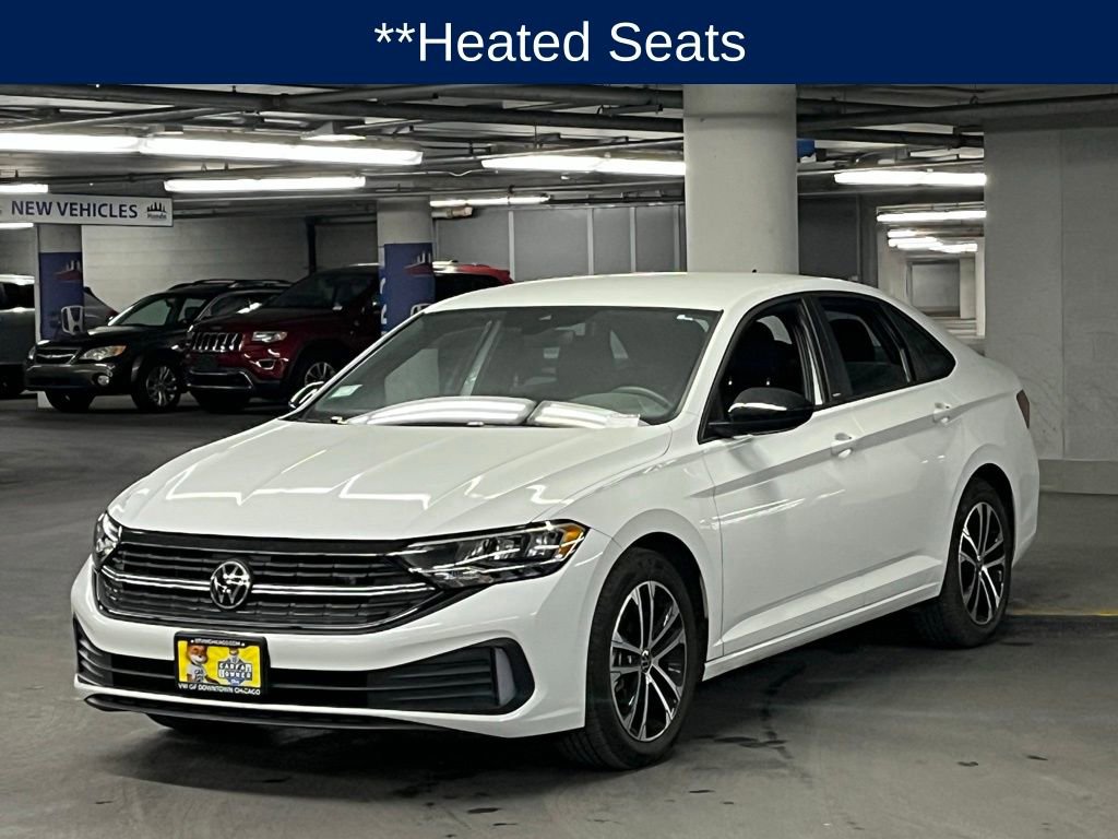 Used 2024 Volkswagen Jetta Sport image 4