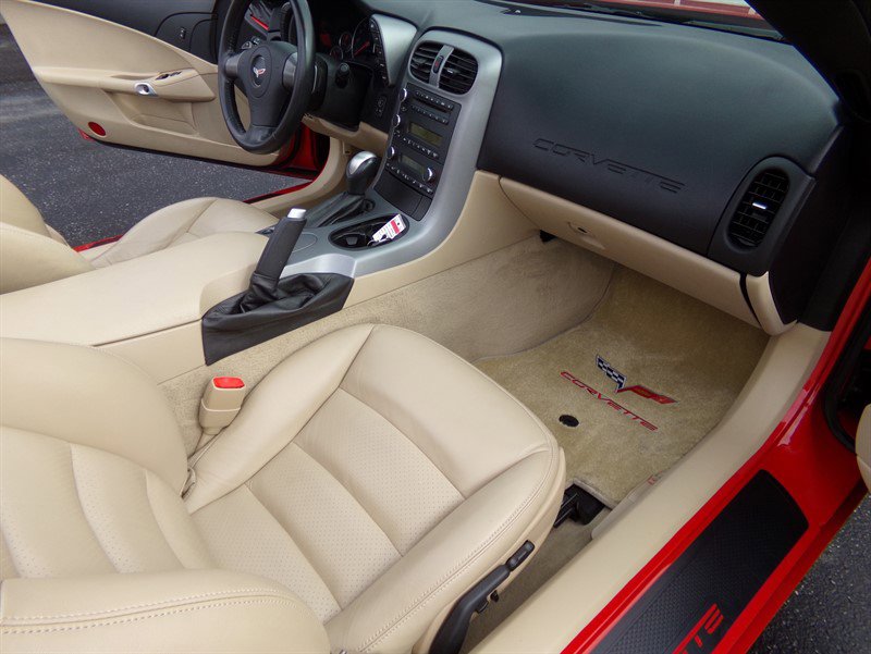 Used 2006 Chevrolet Corvette Convertible image 40