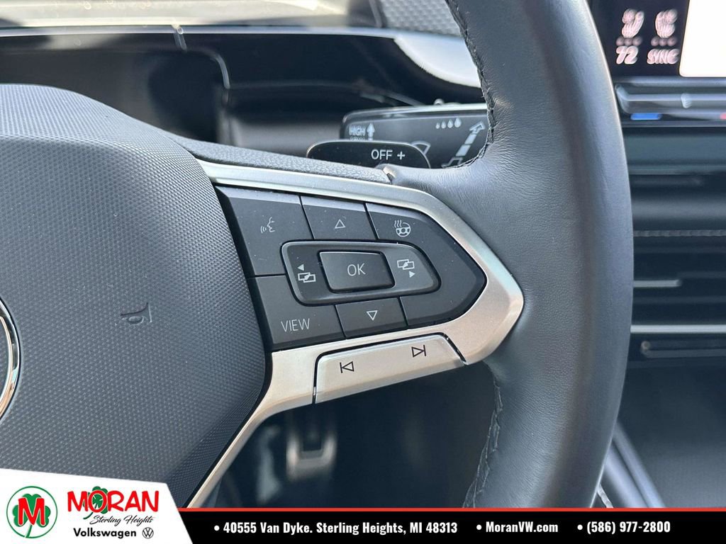 Certified 2024 Volkswagen Atlas Cross Sport SEL R-Line AWD/4WD image 27