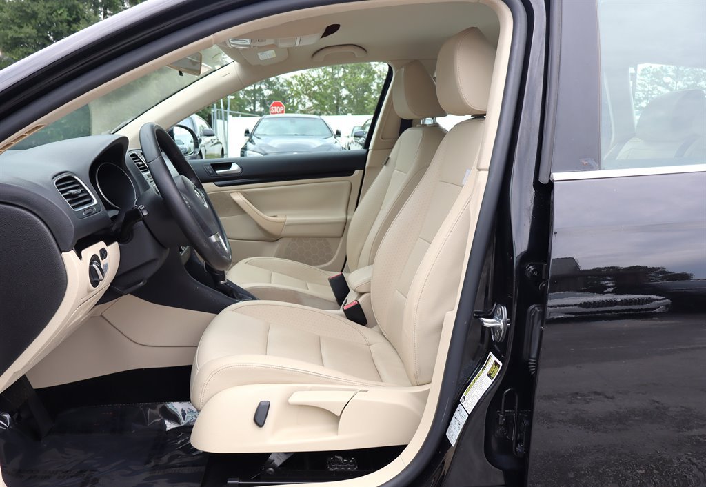 Used 2014 Volkswagen Jetta TDI FWD image 15