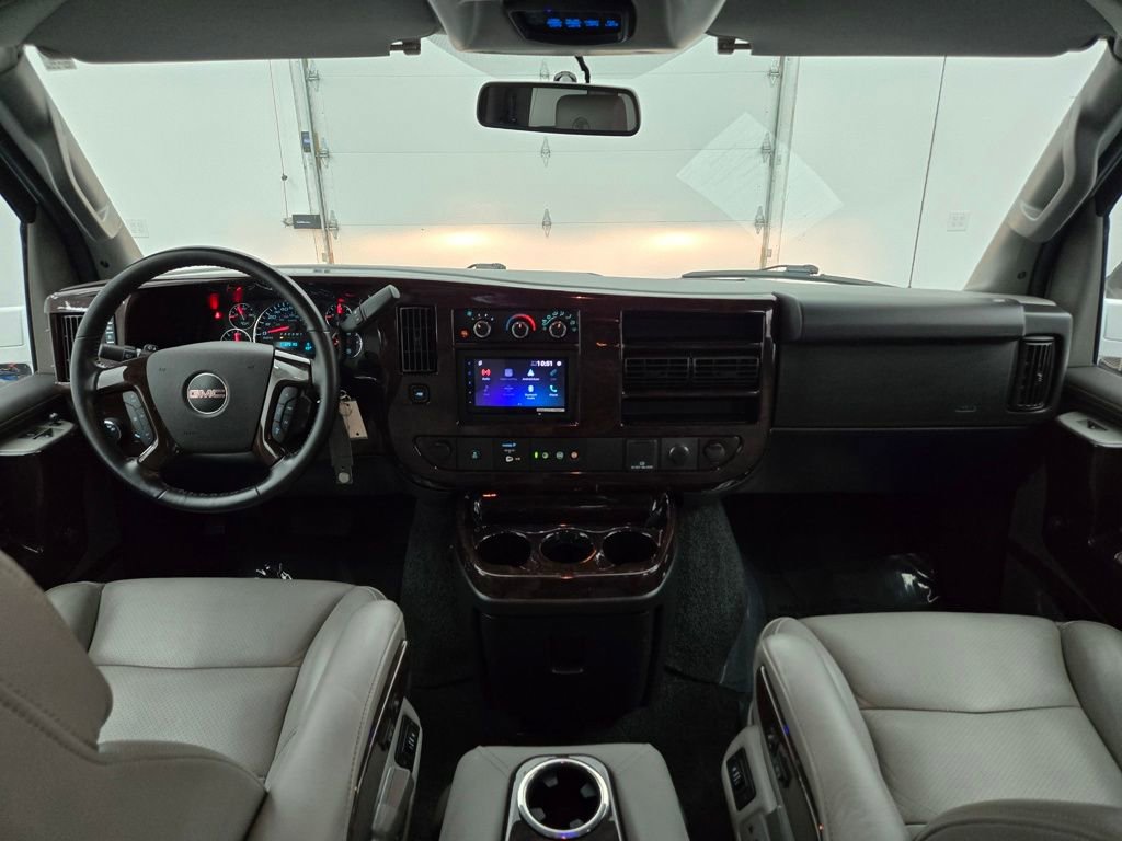 Used 2020 GMC Savana 2500 Explorer Limited SE image 2
