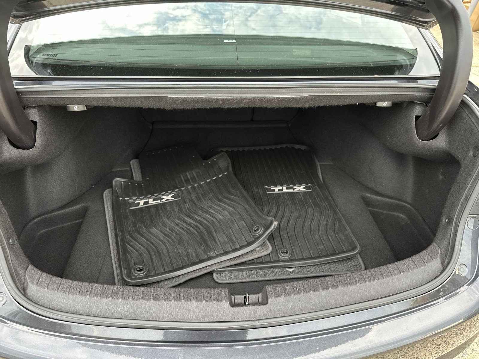 Used 2015 Acura TLX w/ Technology Package FWD image 27