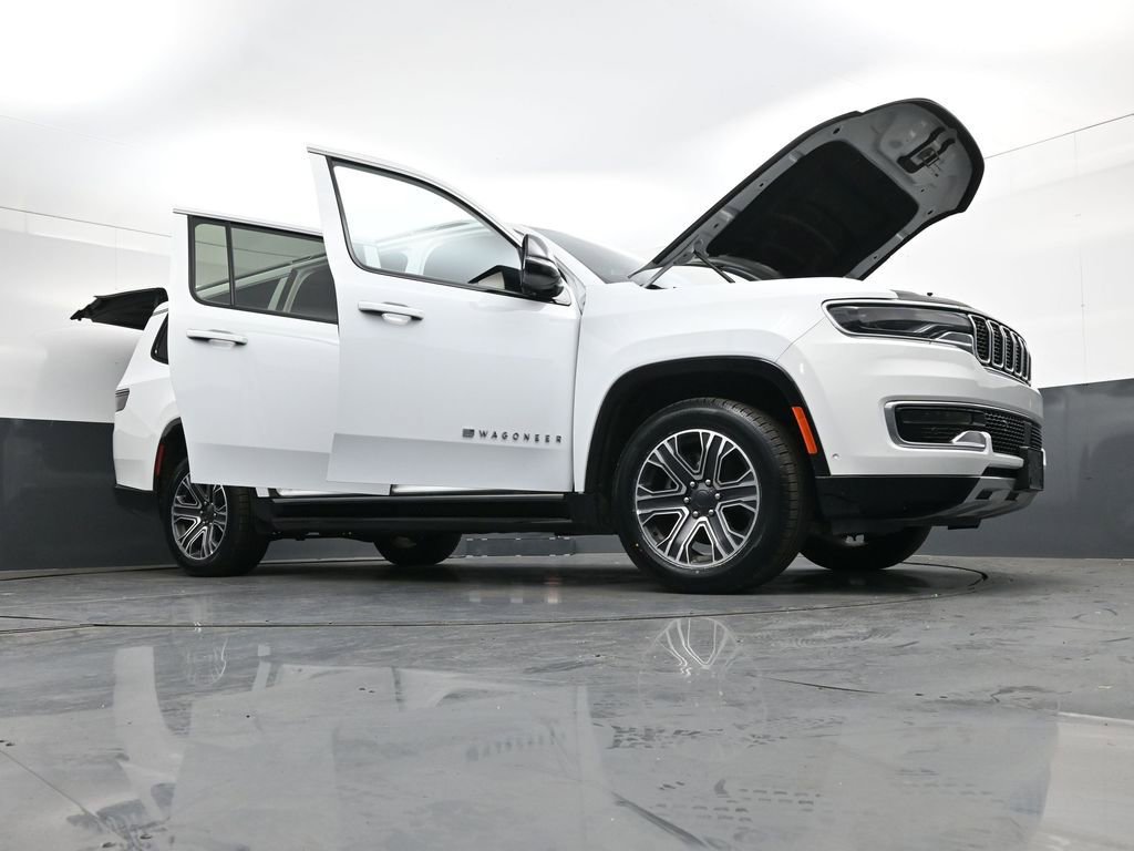 Used 2024 Jeep Wagoneer L Series II w/ Flexible Seating Group image 45