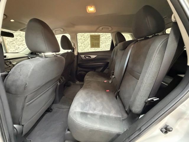 Used 2016 Nissan Rogue S w/ Appearance Package image 12