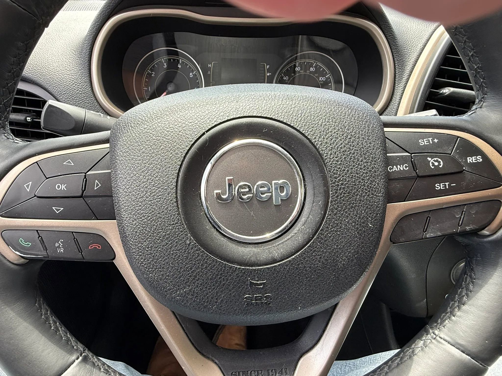 Used 2014 Jeep Cherokee Latitude image 25