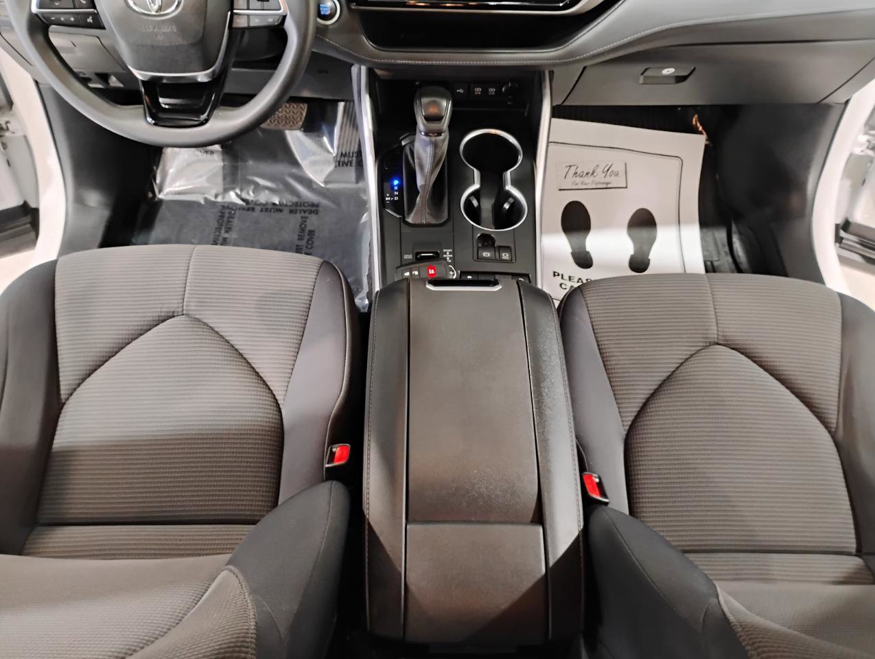 Used 2021 Toyota Highlander L image 64